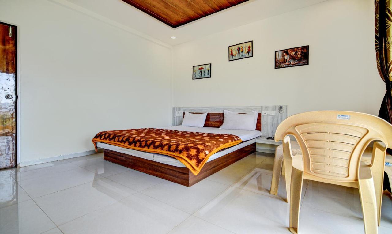Aditya Hill View Inn Mahabaleshwar Exterior photo
